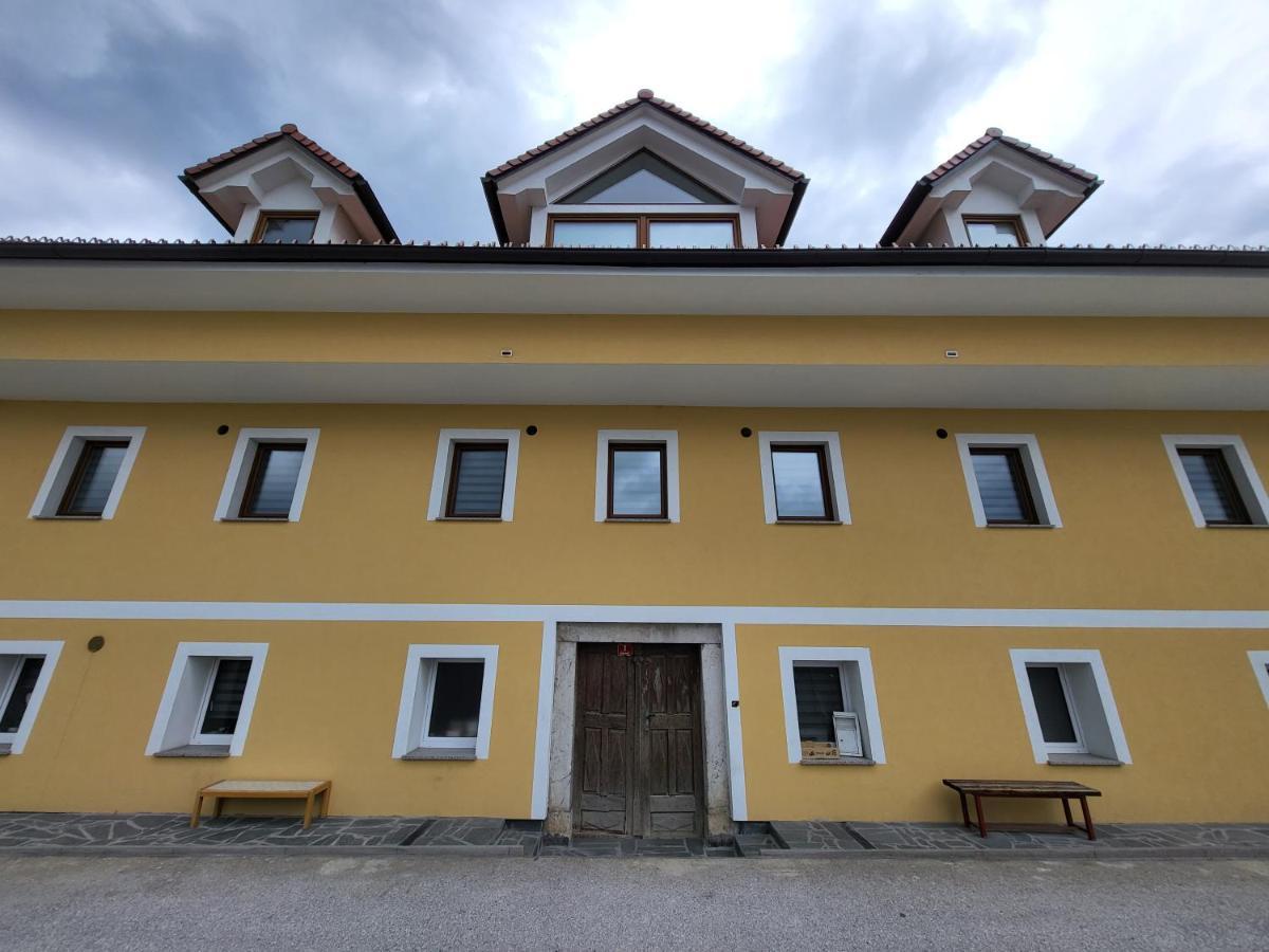 Apartment Stara Posta 1 Grosuplje